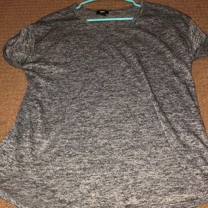 Grey top